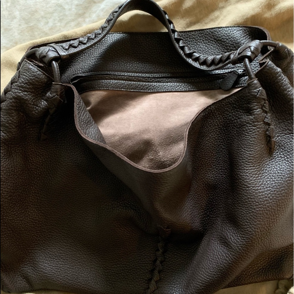 Bottega Veneta Open Hobo Cervo with
Intrecciato Detail - Picture 10 of 17